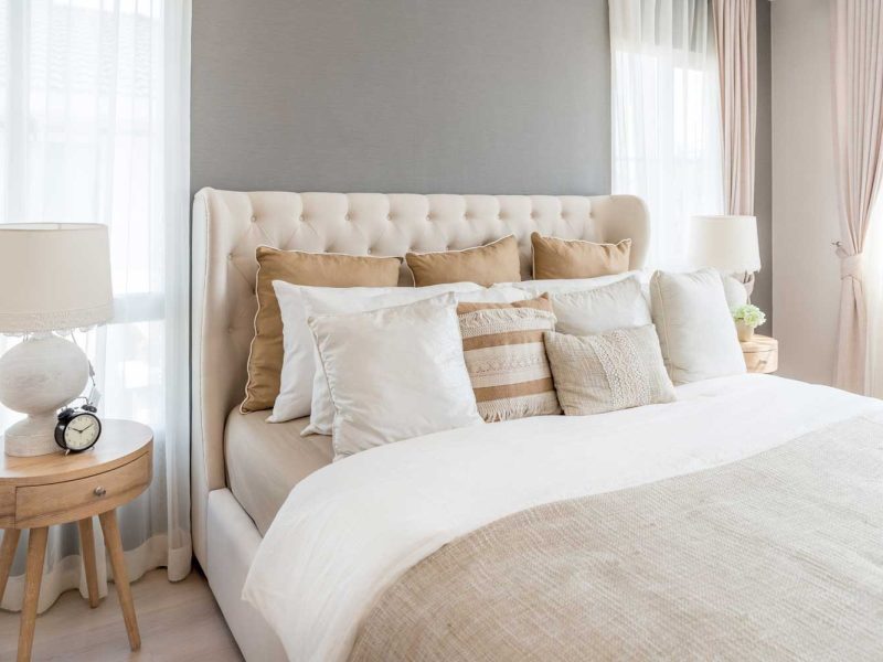 slaapkamer-met-hotelgevoel Caroline at Longhorn Quarry Apartments; one two three bedroom pet friendly apartment homes for rent in northeast San Antonio